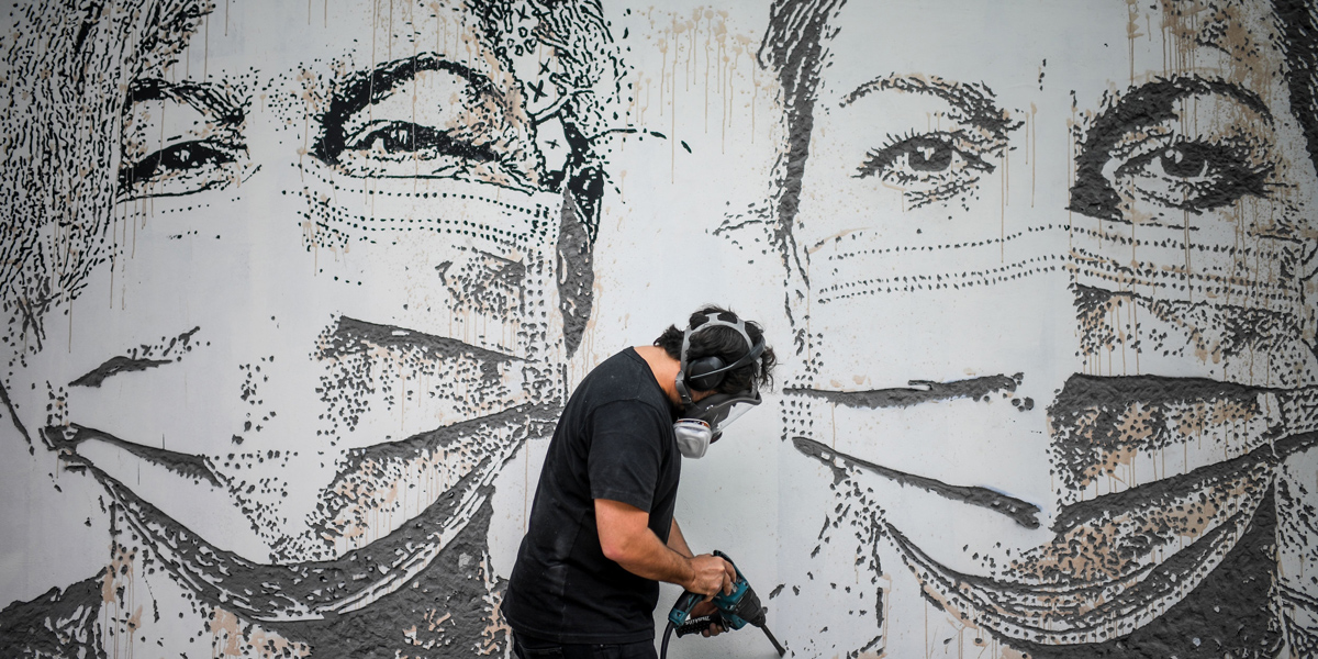 Vhils
