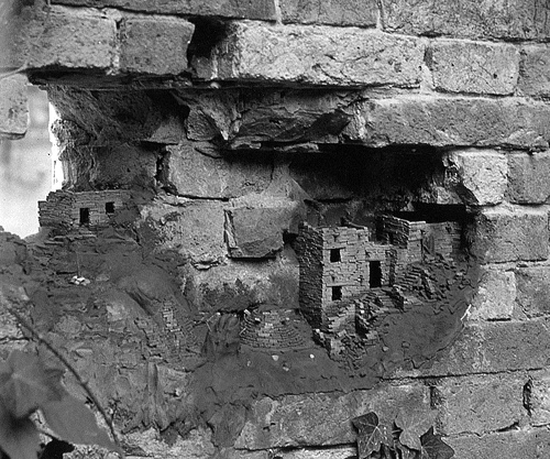 Dwelling, Charles Simonds, 1971