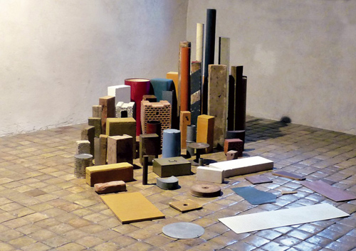 Opening Spiral, Tony Cragg, installation,1982