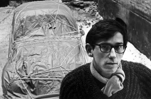 Christo avec Wrapped Car (Volkswagen), 1963